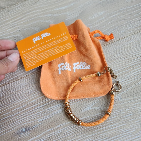 Folli Follie orange leather bracelet with gold accent - Picture 2 of 3